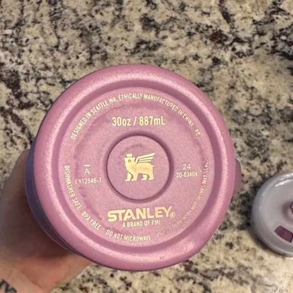 Stanley Lavender 30oz Tumbler - Picture 4 of 4